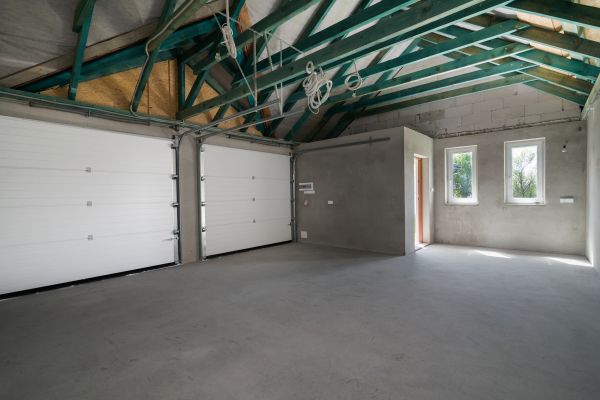 Cost of Garage Floor Concrete Repair in Vacaville